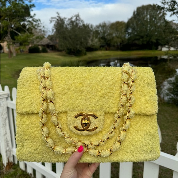 Chanel Rare Maxi Yellow Terry Cloth Vintage Flap - Picture 3 of 15